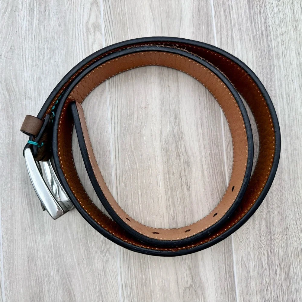 Robert Graham Men’s Brown Paisley Tooled Embossed Teal Stitch Belt | Size 32